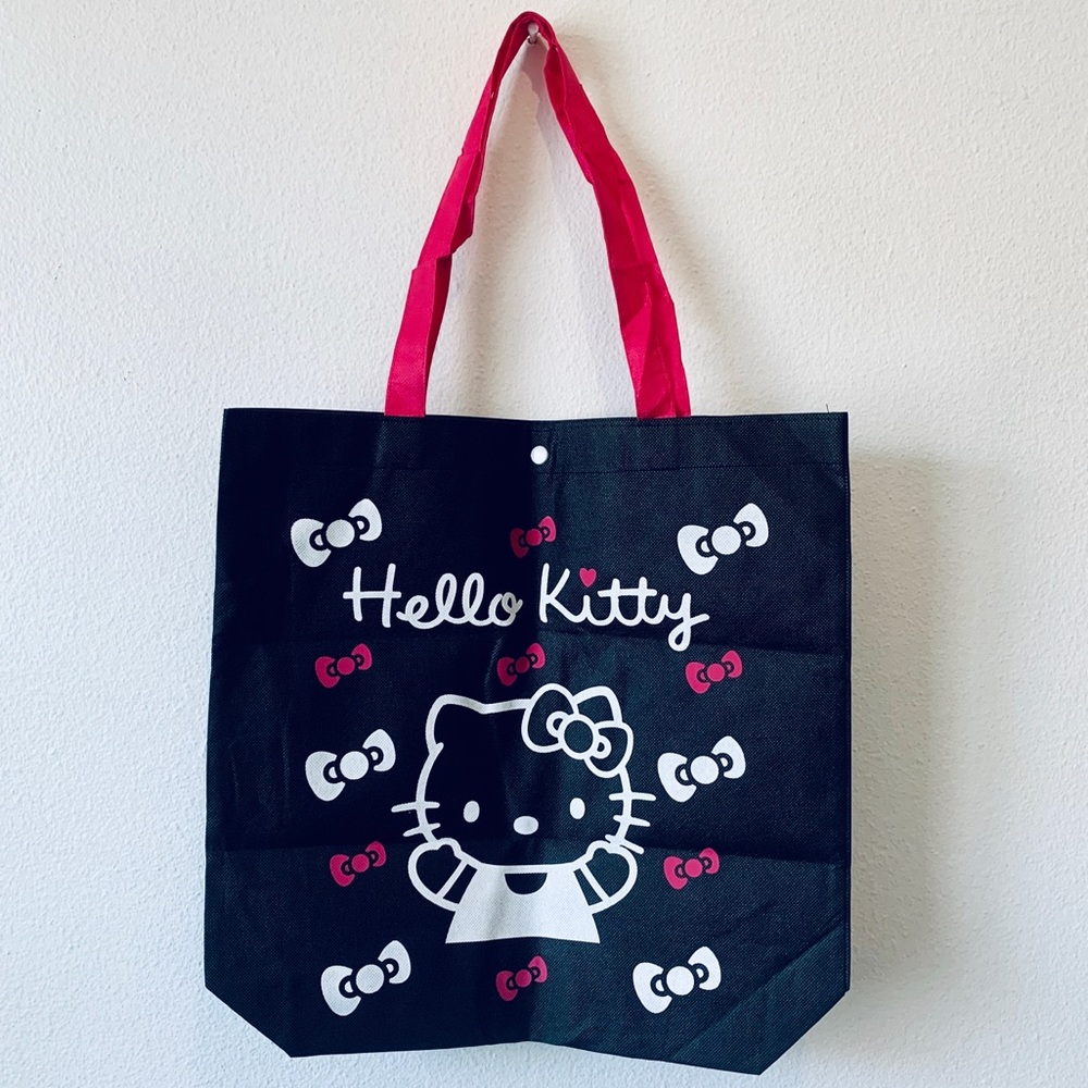 ππ (Bundle Only) Hello Kitty Tote Bag